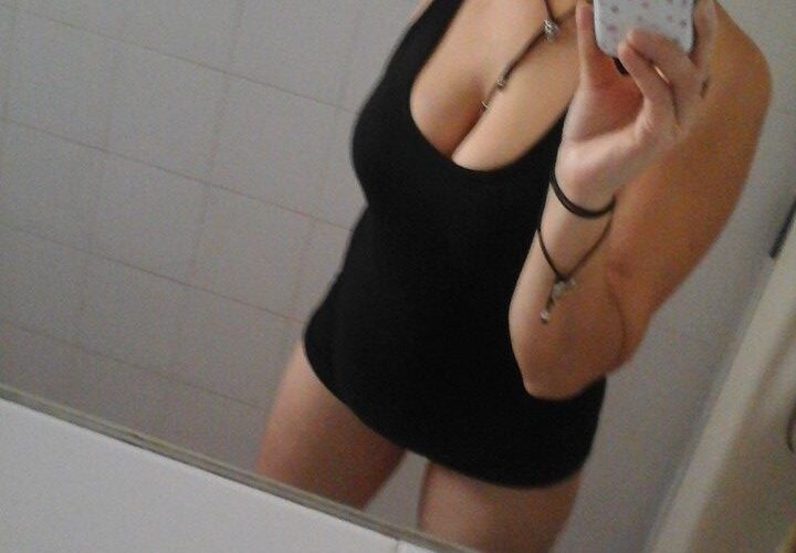1000023271